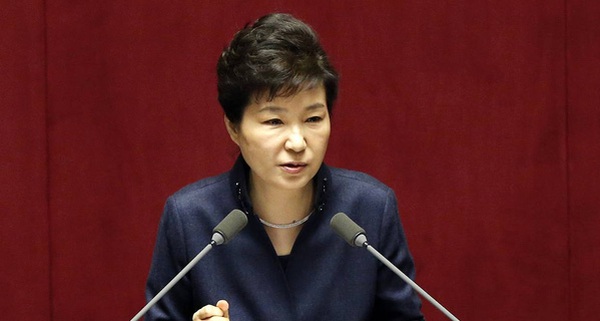 Tổng thống H&#224;n Quốc Park Geun-hye bị phế truất