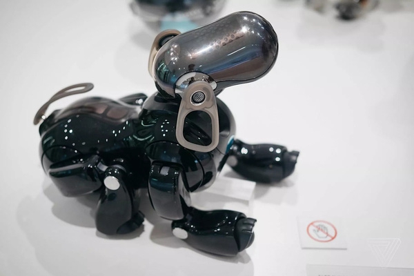 Tháng 11 tới, Sony sẽ giới thiệu thế hệ chó robot tiếp theo sau 12 năm vắng bóng