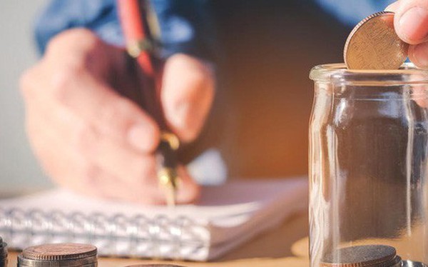 Làm thế nào để tiết kiệm ít nhất 50% thu nhập mỗi tháng?
