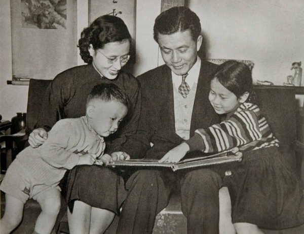 Lá thư dạy con thức tỉnh bậc làm cha mẹ: Con hãy nhớ rằng, thế gian này không có bữa ăn nào là miễn phí