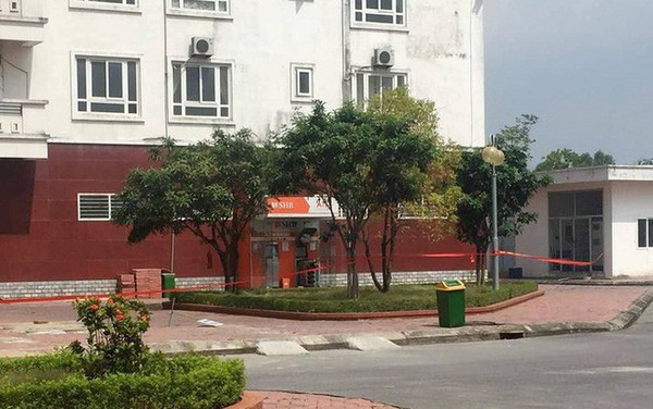 Khởi tố vụ án gài 10 thỏi mìn nặng 2kg trong cây ATM ở Quảng Ninh