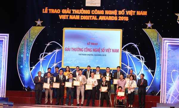 Game Online Việt bất ngờ được vinh danh tại Việt Nam Digital Awards 2018