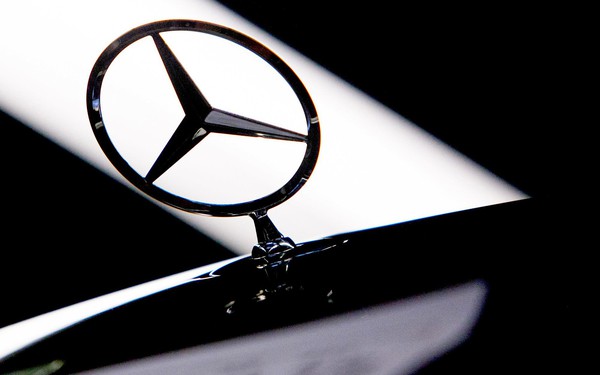 Tỷ phú Trung Quốc bỏ 9 tỷ USD mua cổ phần tập đoàn mẹ sở hữu Mercedes-Benz