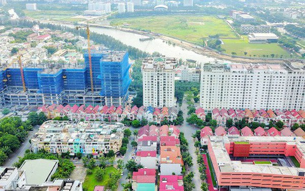 HoREA đề xuất t&#225;ch hầm gửi xe khỏi chung cư để ph&#242;ng ch&#225;y giống như Singapore, chuy&#234;n gia n&#243;i phi thực tế