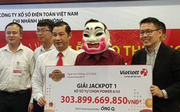 Tiết lộ bất ngờ của sếp Vietlott về những tỷ phú xổ số Việt Nam