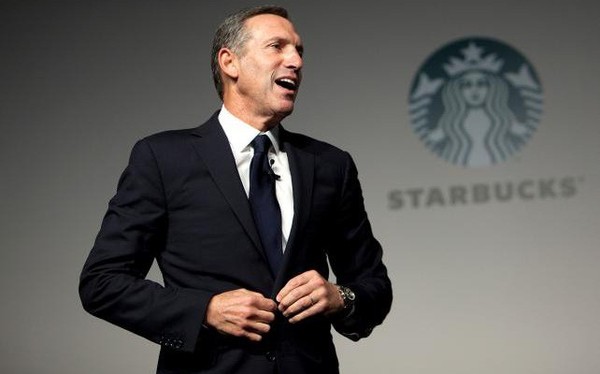 Sau hơn 30 năm ph&#225;t triển Starbucks từ 11 l&#234;n 28.000 cửa h&#224;ng khắp thế giới, chủ tịch Howrad Schultz ch&#237;nh thức nghỉ hưu