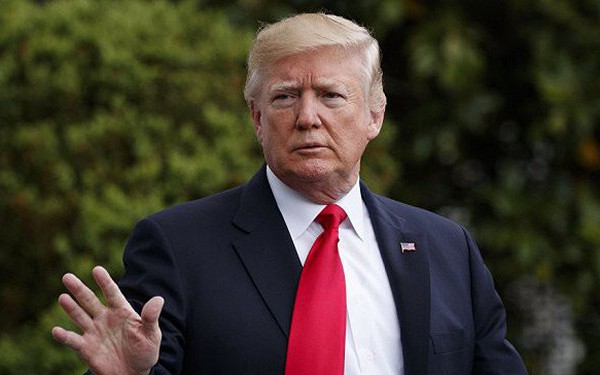 Lãnh đạo Bỉ không đón Tổng thống Trump tại sân bay vì bận đi xem bóng đá