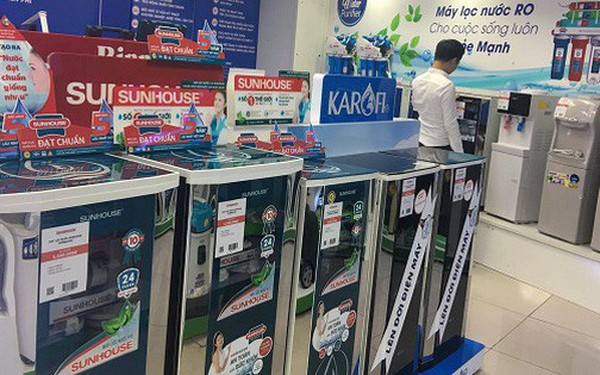 Chi hàng chục triệu đồng để mua máy lọc nước, chớ để "tiền mất tật mang"
