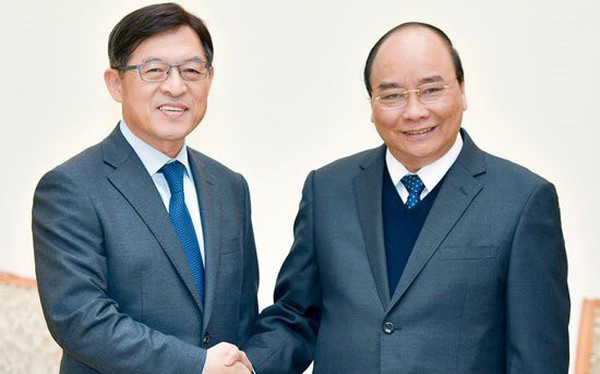 Thủ tướng muốn Samsung đưa Việt Nam trở th&#224;nh cứ điểm quan trọng nhất to&#224;n cầu