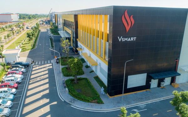 [Inside Factory] Cận cảnh dây chuyền sản xuất bên trong Tổ hợp nhà máy Vsmart, trung tâm sản xuất các thiết bị công nghệ hiện đại hàng đầu của Vingroup