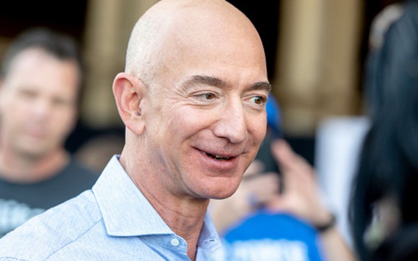 Jeff Bezos chi 2 tỷ USD l&#224;m từ thiện, đứng đầu danh s&#225;ch tỷ ph&#250; hảo t&#226;m nhất 2018
