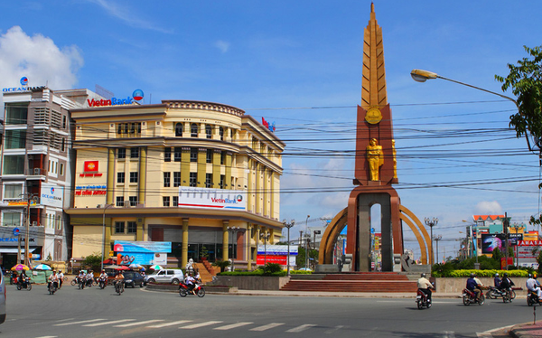 C&#224; Mau thay da đổi thịt, tạo đ&#224; cho thị trường bất động sản ph&#225;t triển