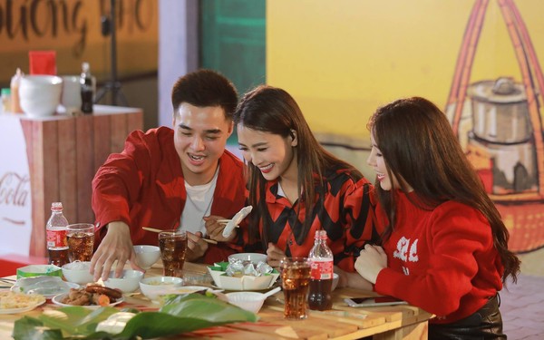 Sau th&#224;nh c&#244;ng tại 3 th&#224;nh phố lớn, Lễ hội Ẩm thực Coca-Cola tiếp tục &quot;phủ s&#243;ng&quot; cả nước!