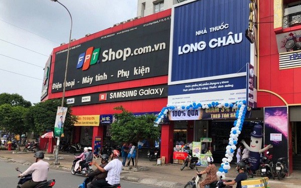 FPT Retail sẽ mở 70 cửa h&#224;ng thuốc Long Ch&#226;u mỗi năm, đặt mục ti&#234;u chiếm 30% thị phần, doanh thu 10.000 tỷ đồng