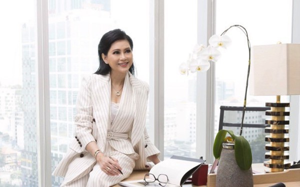 Doanh nhân Thá»§y Tiên lá»t Top 50 phụ nữ ảnh hưá»ng nhất Viá»t Nam