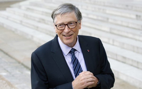 Bill Gates nghỉ hưu sớm gần 10 năm so với dự định không phải vì có trong tay hàng chục tỷ USD mà vì nhận ra được một điều quan trọng năm 40 tuổi
