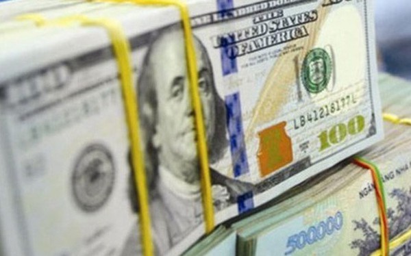 Mua lượng lớn ngoại tệ, dự trữ ngoại hối Việt Nam c&#243; thể vượt 65 tỷ USD