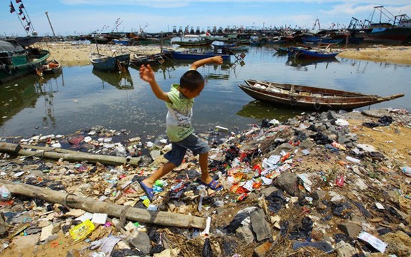 Lọt top 5 nước xả r&#225;c thải nhựa nhiều nhất thế giới, Việt Nam lần đầu k&#253; hợp t&#225;c c&#244;ng tư để giải quyết b&#224;i to&#225;n m&#244;i trường