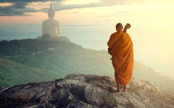 Mách bạn cách nhìn người: Những ai thường cúi đầu cười, nhất định đều rất thông minh