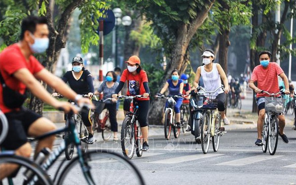 Chương trình trao tặng xe đạp cho trẻ em nghèo huyện Tân Uyên