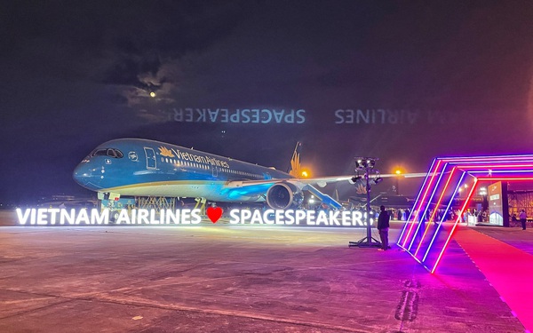 Chiến lược trẻ hoá hình ảnh của Vietnam Airlines qua hợp tác với SpaceSpeakers