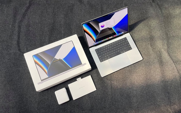Các mẫu MacBook bán chạy nhất tại Laptop Vàng 2022