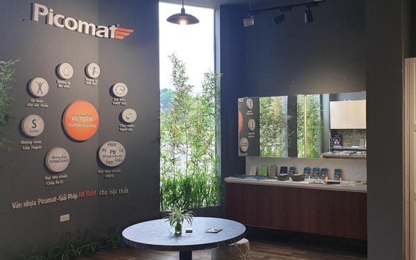 Picomat plastic board overcomes difficulties to reach the furniture market