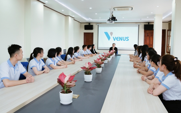 Exclusive experiences of VNS Group customers