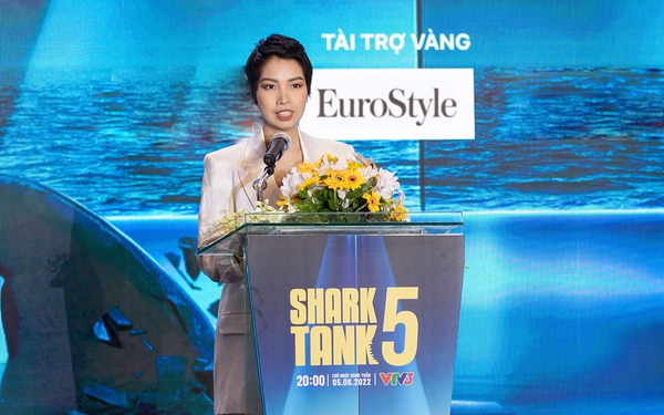 Đại diện EuroStyle tại buổi họp báo khởi động Shark Tank mùa 5