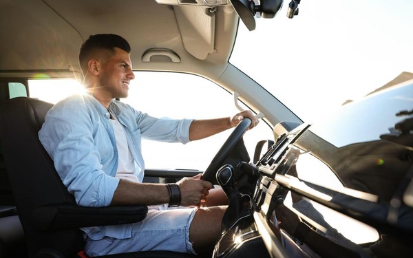 Sitting behind the wheel can cause “loss of balance” in men’s sexual relations