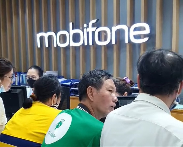  Sự cố sập mạng MobiFone: Khách hàng có thể kiện đòi bồi thường? - Ảnh 1.