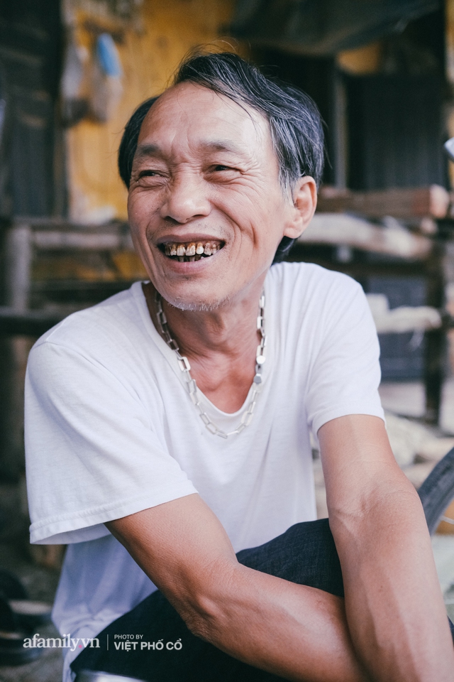 Tết Trung thu về làng Ông Hảo, gặp cặp vợ chồng 40 năm bám nghề làm trống: Đắng-cay-ngọt-bùi đã trải đủ, nhưng chưa 1 ngày mất niềm tin vào sức sống của nghề - Ảnh 11.