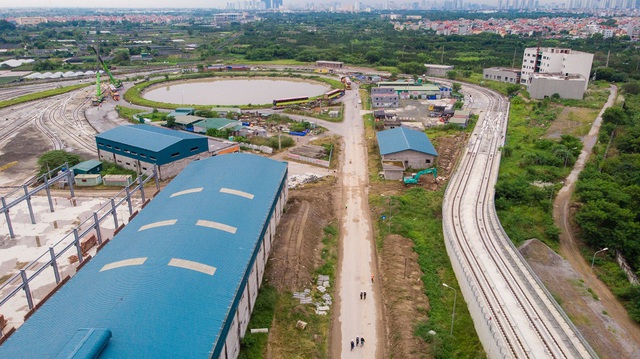 Đoàn tàu metro Nhổn - Ga Hà Nội đã về depot Nhổn - Ảnh 8.