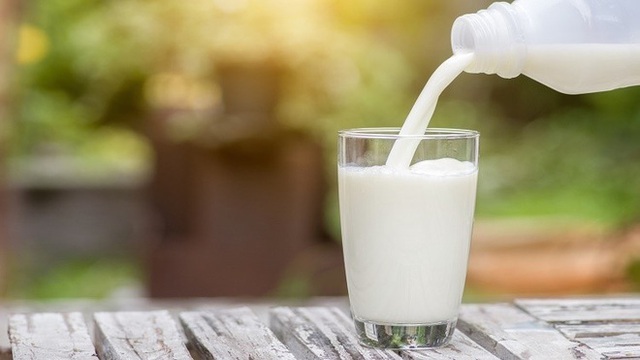Sữa bò, sữa đậu nành, sữa yến mạch, sữa gạo - loại nào tốt nhất: Chuyên gia dinh dưỡng Úc trả lời - Ảnh 2.