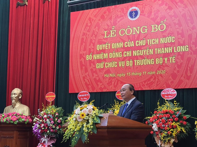  Thủ tướng trao quyết định bổ nhiệm ông Nguyễn Thanh Long làm Bộ trưởng Bộ Y tế  - Ảnh 1.