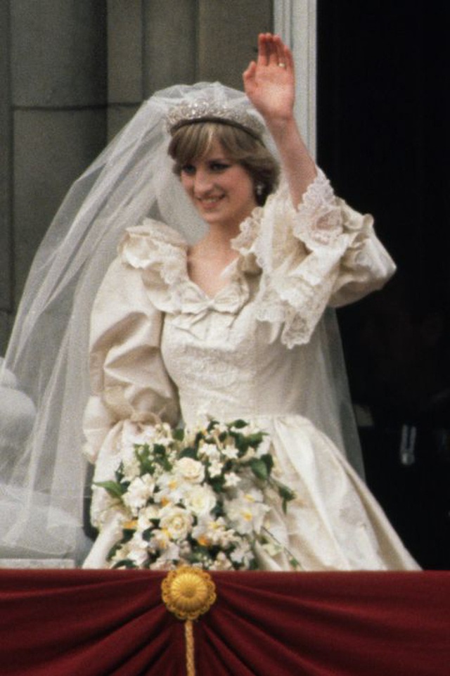  Được công nhận là nữ nhân Hoàng gia xinh đẹp nhất thế giới, chẳng ai biết Công nương Diana lại cực kỳ tự ti về tận 5 điểm trên cơ thể mình - Ảnh 7.