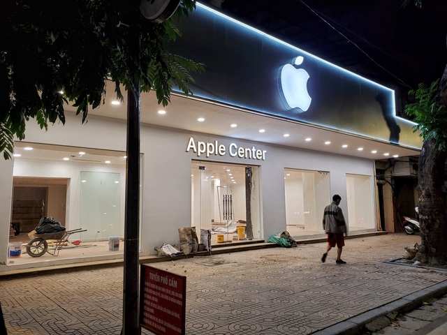Xuất hiện thông tin Apple đang hoàn thiện cửa hàng tại Hà Nội, sự thật là gì? - Ảnh 1.