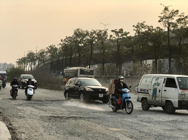 Ô nhiễm không khí nghiêm trọng nhất từ đầu mùa: Giải pháp nhiều, thực hiện ít - Ảnh 1.