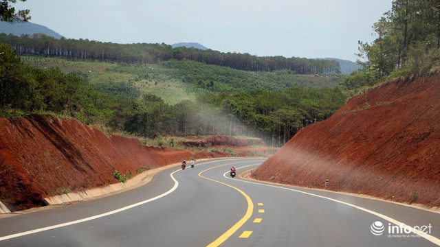 Doanh nghiệp làm đường phẳng không tì vết vừa trúng thầu cao tốc Nha Trang - Cam Lâm - Ảnh 3.