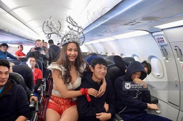 10 năm ấn tượng của Vietjet Air: Mô hình hàng không giá rẻ, chiến lược “bikini airlines” và nữ tỷ phú đô la duy nhất của Việt Nam - Ảnh 6.