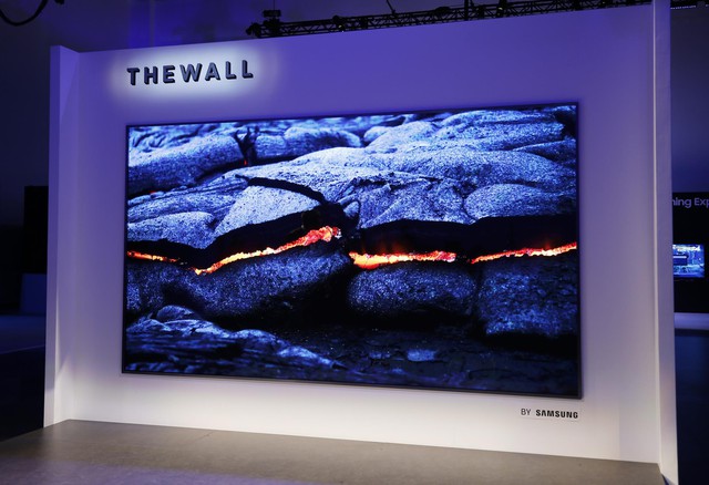 Nhìn những hình ảnh này mới thấy về sáng tạo trong thiết kế TV, khó ai qua mặt Samsung - Ảnh 5.