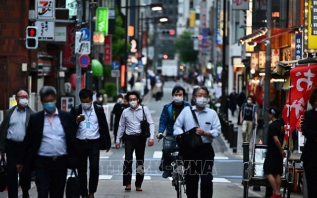 Nhật Bản “bơm” thêm hơn 700 tỷ USD cho gói kích thích kinh tế mới - Ảnh 2.