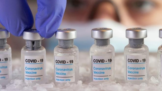 Tâm lý lo lắng và hoài nghi phía sau cuộc đua phát triển vaccine Covid-19 - Ảnh 1.