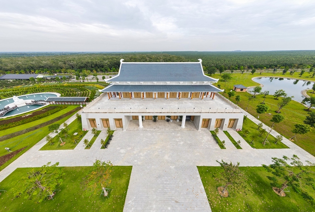  Cận cảnh hoa viên nghĩa trang hơn 2.000 tỷ đồng, có cảnh quan đẹp bậc nhất Việt Nam - Ảnh 12.