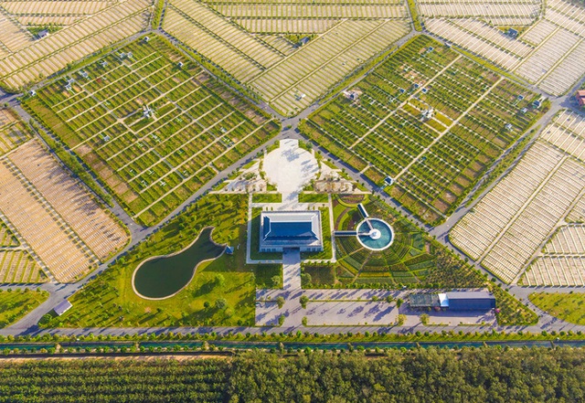  Cận cảnh hoa viên nghĩa trang hơn 2.000 tỷ đồng, có cảnh quan đẹp bậc nhất Việt Nam - Ảnh 17.