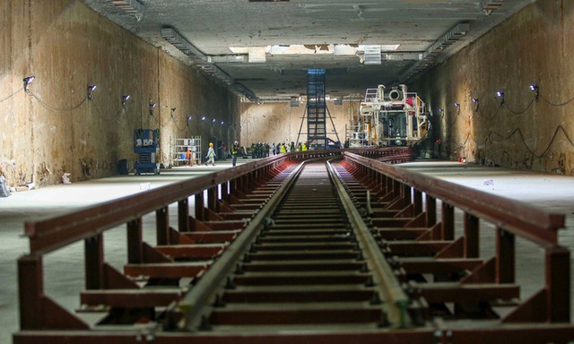  Cận cảnh lắp ráp robot nặng 840 tấn đào hầm tuyến đường sắt đô thị Nhổn - ga Hà Nội  - Ảnh 3.