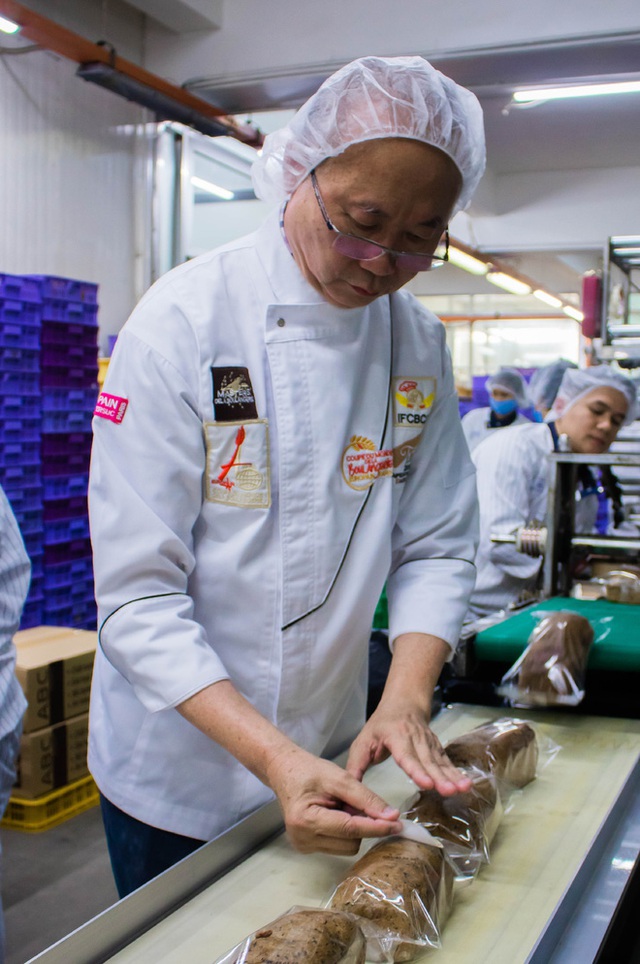  Bên trong loại bánh Việt vừa gây chấn động thế giới” có… một trái tim - Ảnh 12.