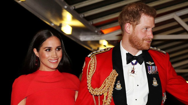  Cú sốc hoàng gia Anh: Meghan Markle được cho là hét giá 29 tỷ đồng để tạo ra quả bom làm nổ tung gia đình nhà chồng - Ảnh 1.