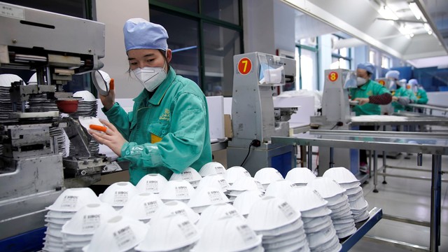 Hậu Covid: Các doanh nghiệp sẽ di dời chuỗi cung ứng để giảm phụ thuộc vào Trung Quốc, một trong những điểm đến tiềm năng là Việt Nam - Ảnh 1. Hậu Covid: Các doanh nghiệp sẽ di dời chuỗi cung ứng để giảm phụ thuộc vào Trung Quốc, một trong những điểm đến tiềm năng là Việt Nam - Ảnh 1.