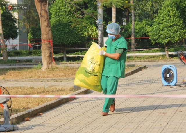 Hành trình tròn 3 tháng chống COVID-19 bên trong nơi đặc biệt nhất TP.HCM và bệnh viện dã chiến từ ZERO đến HERO - Ảnh 17.